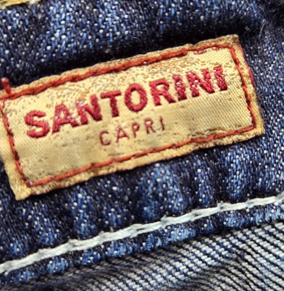 The Ultimate Y2K Throwback: Silver Jeans Co. "Santorini" Capris ✨ - Picture 8 of 10
